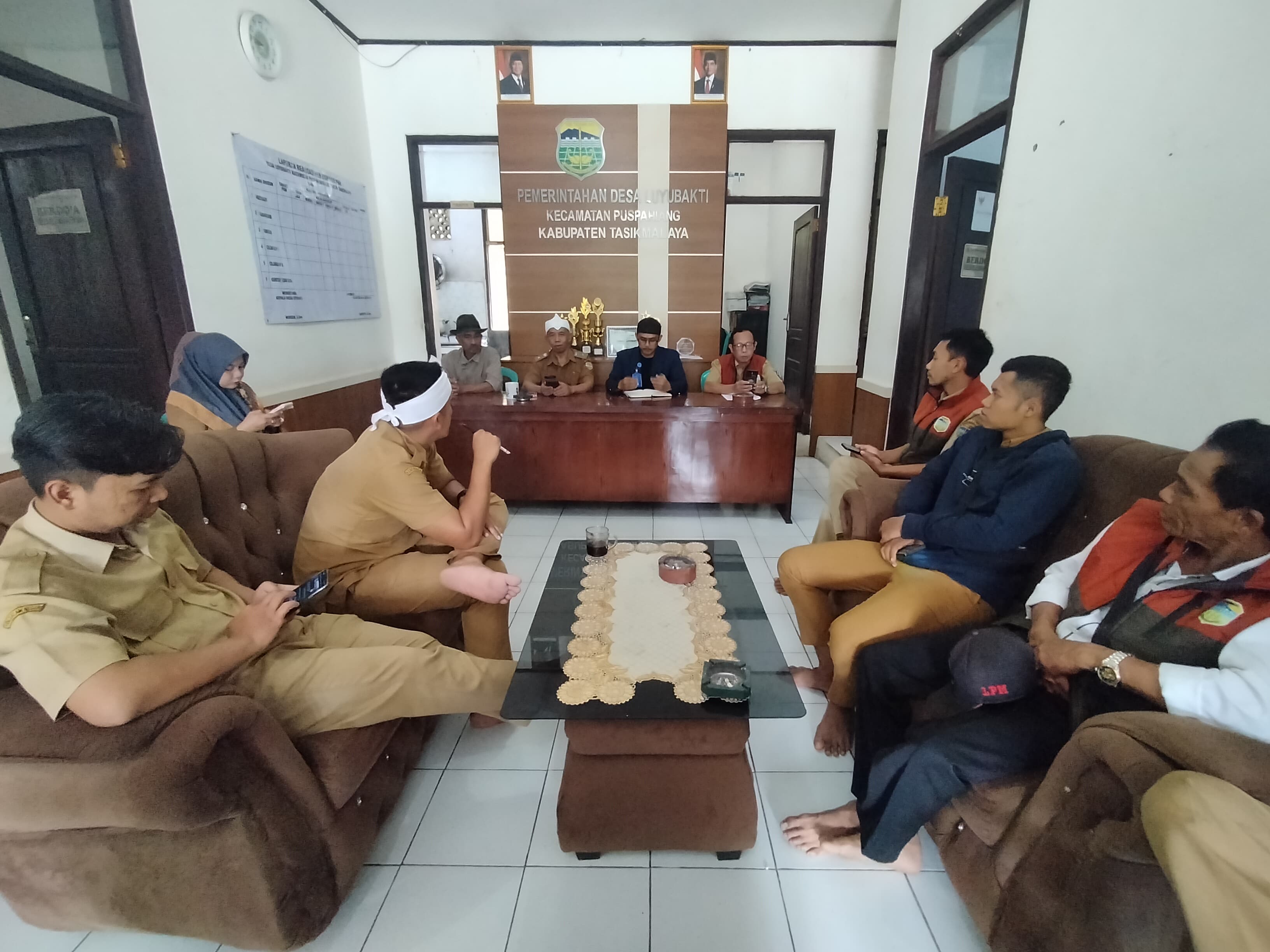 Persiapan Monitoring dan Evaluasi ( M O N E V ) Tingkat Kecamatan Puspahiang